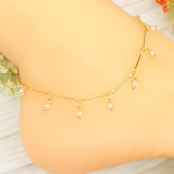 "Handmade Anklet – Elegant & Delicate Jewelry for Women | UNVRC1139 - Picture 1 of 10
